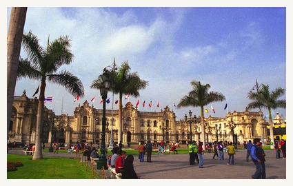 Plaza Mayor Lima