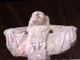 Copan museum bat