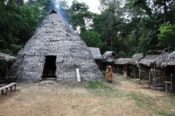 yagua village amazon tour