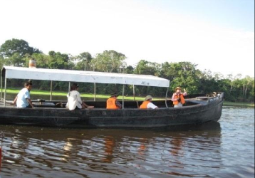 rio amazonas riverboat scenes 6