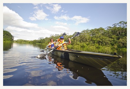 Delfin amazon cruise kayak delfin