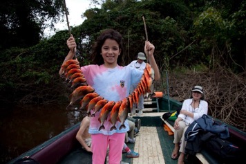 JungleExperiences-ZafiroCruise-PiranhaFishing