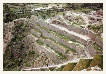 800px-Ollantaytambo,_Peru