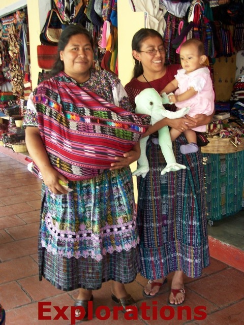 Antigua market women_WM